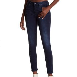 Lucky Brand | Brooke Legging Jean